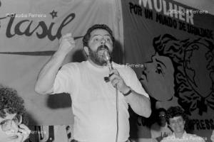 Campanha em apoio ao candidato à presidência Lula 
