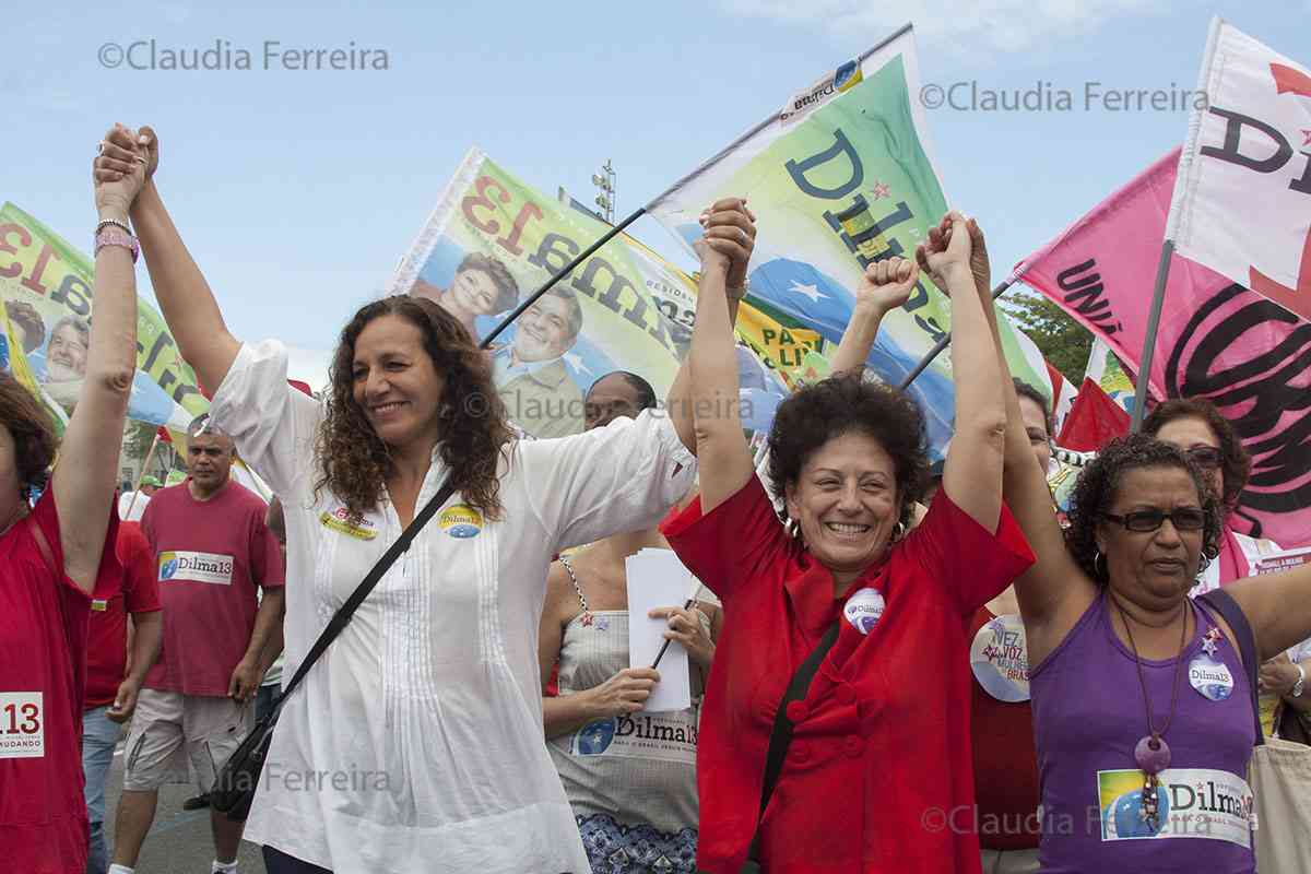 PRESIDENTIAL  CAMPAIGN WALK IN SUPPORT OF DILMA ROUSSEFF