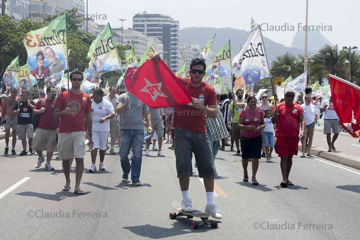 PRESIDENTIAL  CAMPAIGN, WALK IN SUPPORT OF DILMA ROUSSEFF