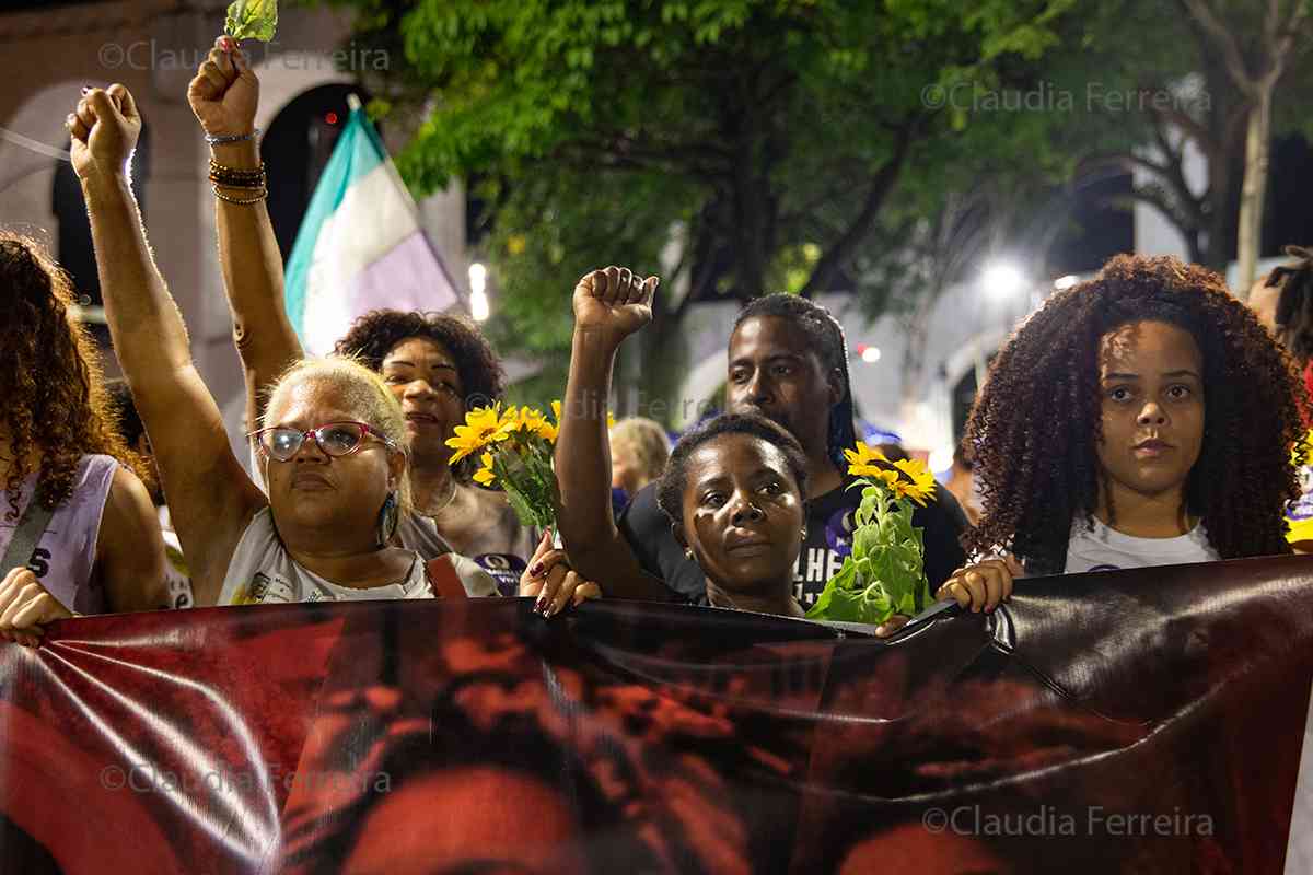 MARCHA TAMBORES POR MARIELLE E ANDERSON, 1 MÊS DE LUTA