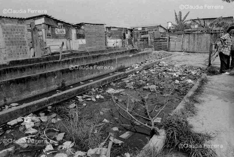 Sapo (Toad) and Perereca (Frog) Favelas (shantytowns).