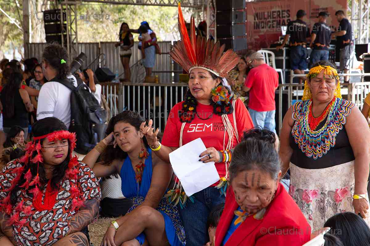 I NATIONAL FORUM OF INDIGENOUS WOMEN